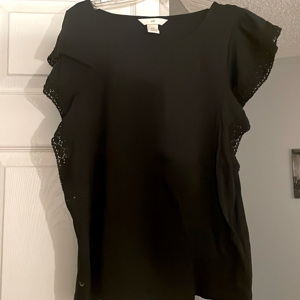 HM black knit short sleeve M